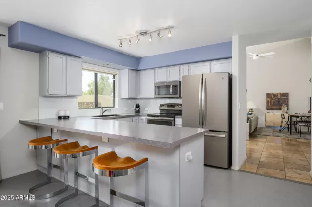 MLS: 6868121 Condo For Sale