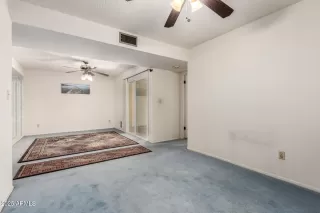 Photo #6: 6868178 Listing