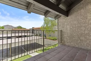 Photo #2: 6868233 Listing 