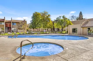 Photo #3: 6868233 Listing 