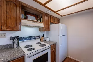 Photo #3: 6868280 Listing 