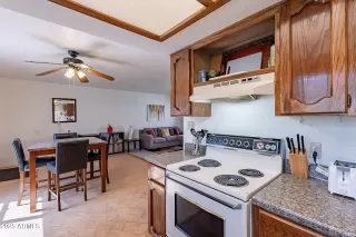 Photo #4: 6868280 Listing 