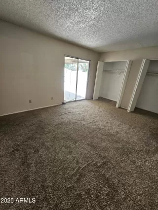 Photo #6: 6868313 Listing 