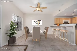 Photo #6: 6868385 Listing