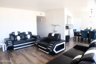 Photo #2: 6868497 Listing