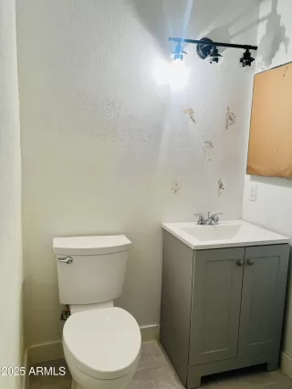 Photo #6: 6868543 Listing