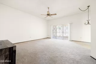 Photo #3: 6868628 Listing 