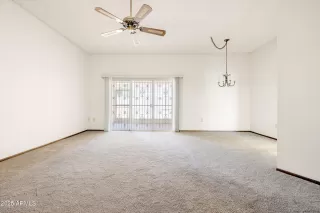 Photo #4: 6868628 Listing 