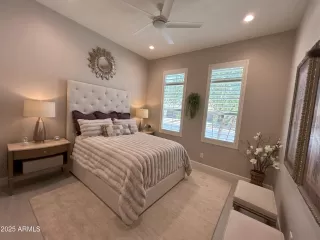 Photo #3: 6868705 Listing