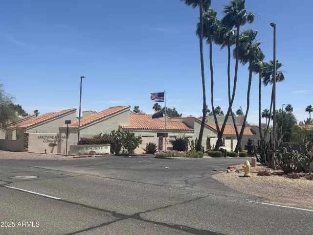 MLS: 6868769 Condo For Sale