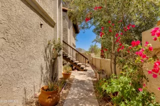 Photo #1: 6868773 Listing