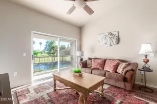 Photo #4: 6868815 Listing 