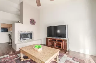 Photo #6: 6868815 Listing 