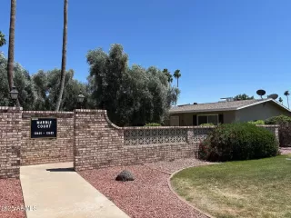 Photo #1: 6869016 Listing