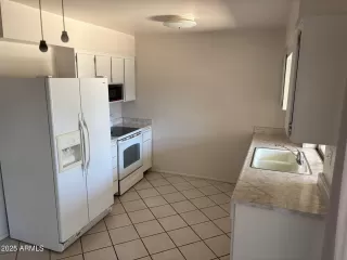 Photo #2: 6869016 Listing