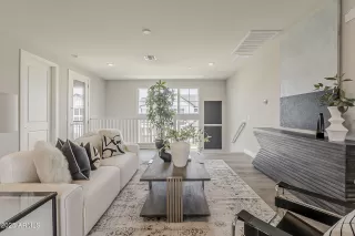 Photo #4: 6869031 Listing 