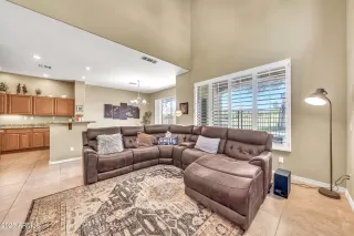 Photo #3: 6869493 Listing