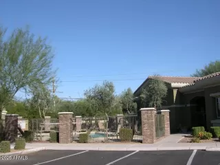 Photo #3: 6869540 Listing