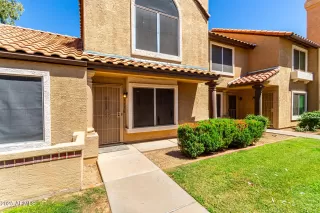 Photo #2: 6869727 Listing 