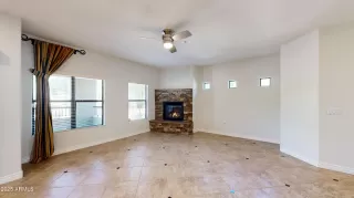 Photo #4: 6869729 Listing 