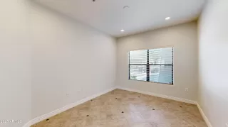 Photo #5: 6869729 Listing 