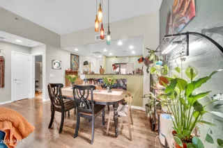 Photo #2: 6869847 Listing