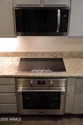 Photo #2: 6869940 Listing