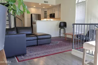 Photo #3: 6869940 Listing