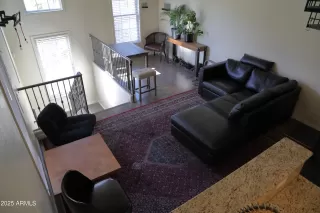 Photo #5: 6869940 Listing