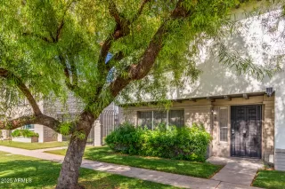 Photo #2: 6869971 Listing 