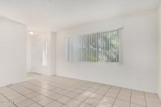 Photo #4: 6869971 Listing 