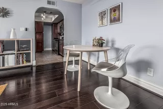 Photo #1: 6870203 Listing