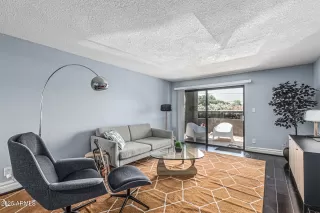 Photo #2: 6870203 Listing