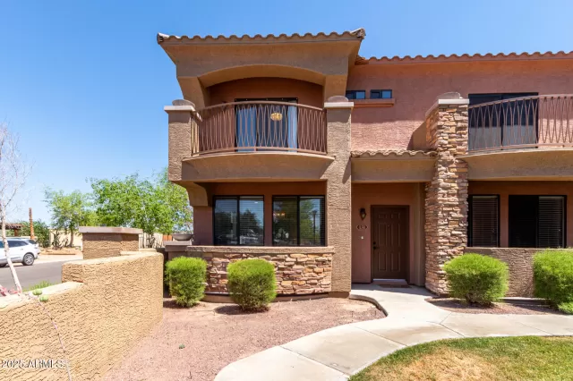 MLS: 6870336 Condo For Sale