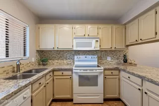 Photo #1: 6870347 Listing