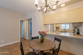 Photo #3: 6870347 Listing