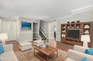 Photo #3: 6870987 Listing 