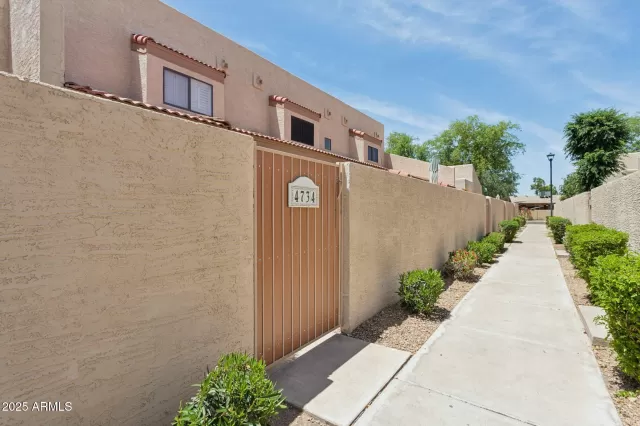 MLS: 6871078 Condo For Sale