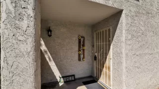 Photo #4: 6871126 Listing