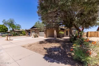 Photo #3: 6871207 Listing