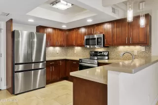 Photo #2: 6871218 Listing