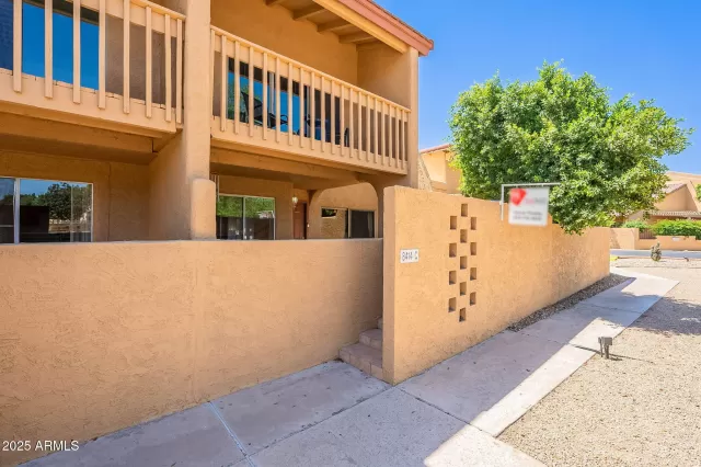 MLS: 6871254 Condo For Sale