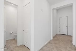 Photo #3: 6871310 Listing