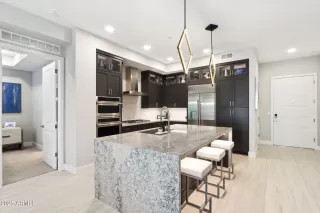 Photo #5: 6871511 Listing 