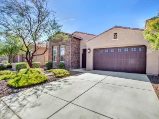 Photo #3: 6871735 Listing