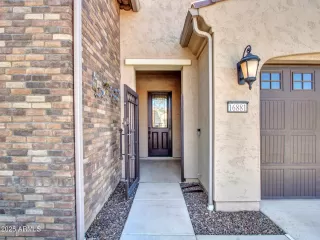 Photo #5: 6871735 Listing