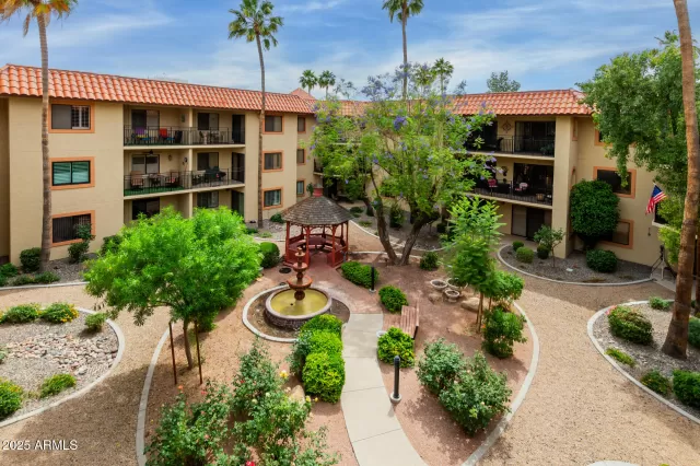 MLS: 6871816 Condo For Sale