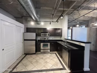 Photo #4: 6871889 Listing 