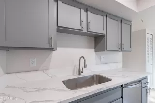 Photo #4: 6871972 Listing 