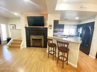 Photo #2: 6872018 Listing